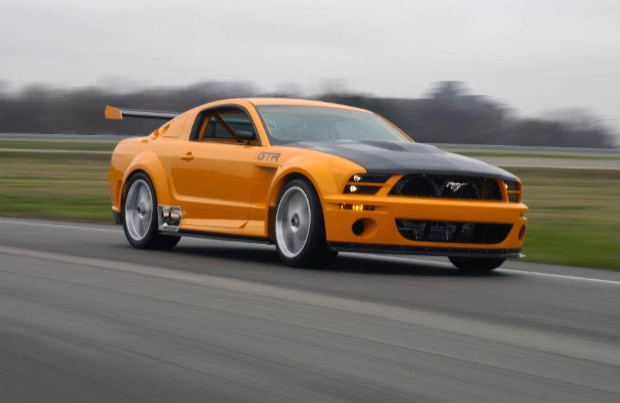  Ford Mustang GT-R Concept 2004 года  (фото 29 из 54)